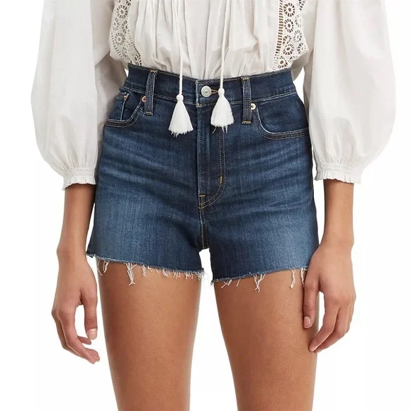 Levi’s - High Rise Shorts - Picture 1 of 8